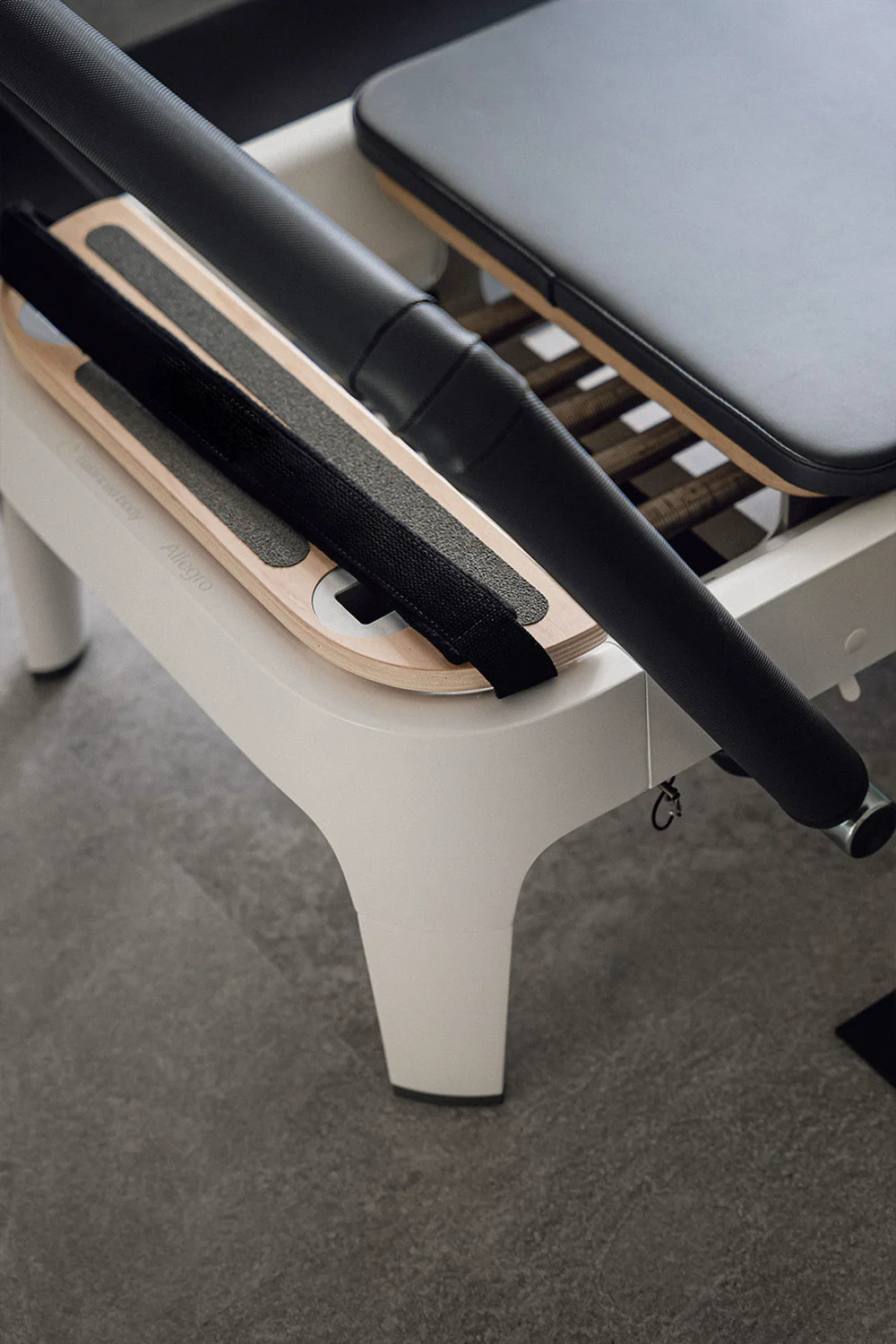 Symbol für die Vereinigung von Tradition und Moderne als Teil der Philosophy des OHEMIA Studio Stuttgart